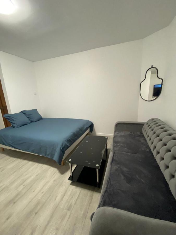 לה בורז'ה Appartement Cosy מראה חיצוני תמונה